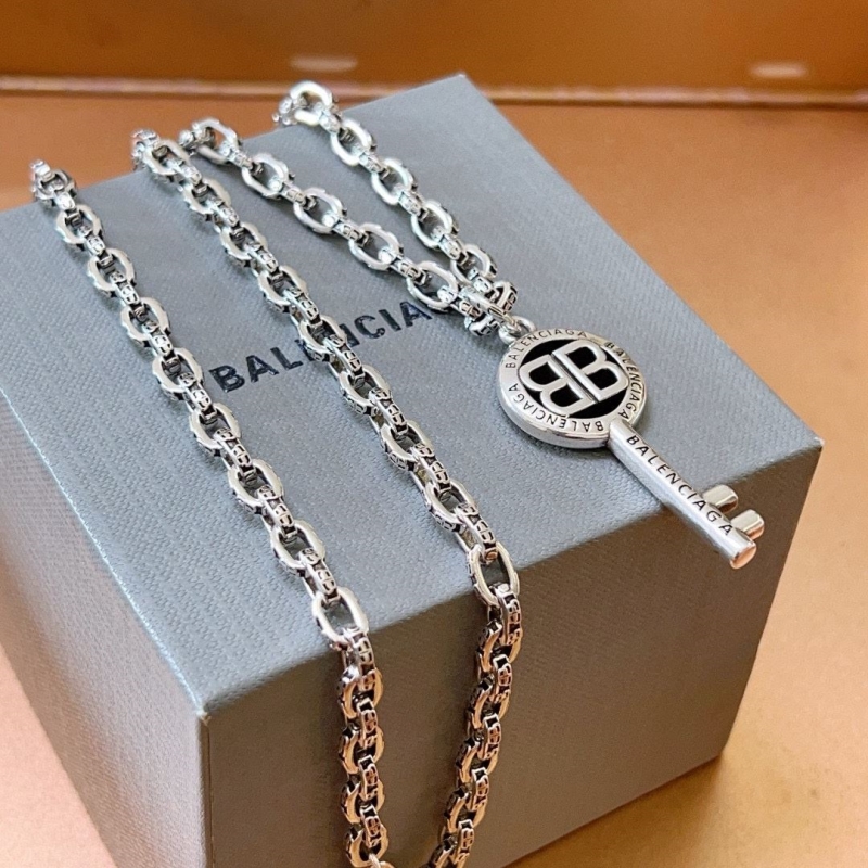 Ba1en*iaga necklaces